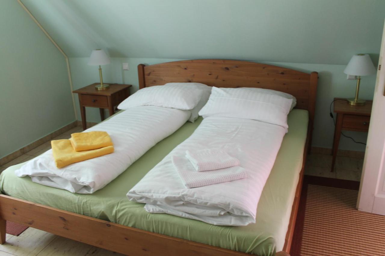 Altes Waschhaus Krakvitz Apartment พุทบัส ภายนอก รูปภาพ